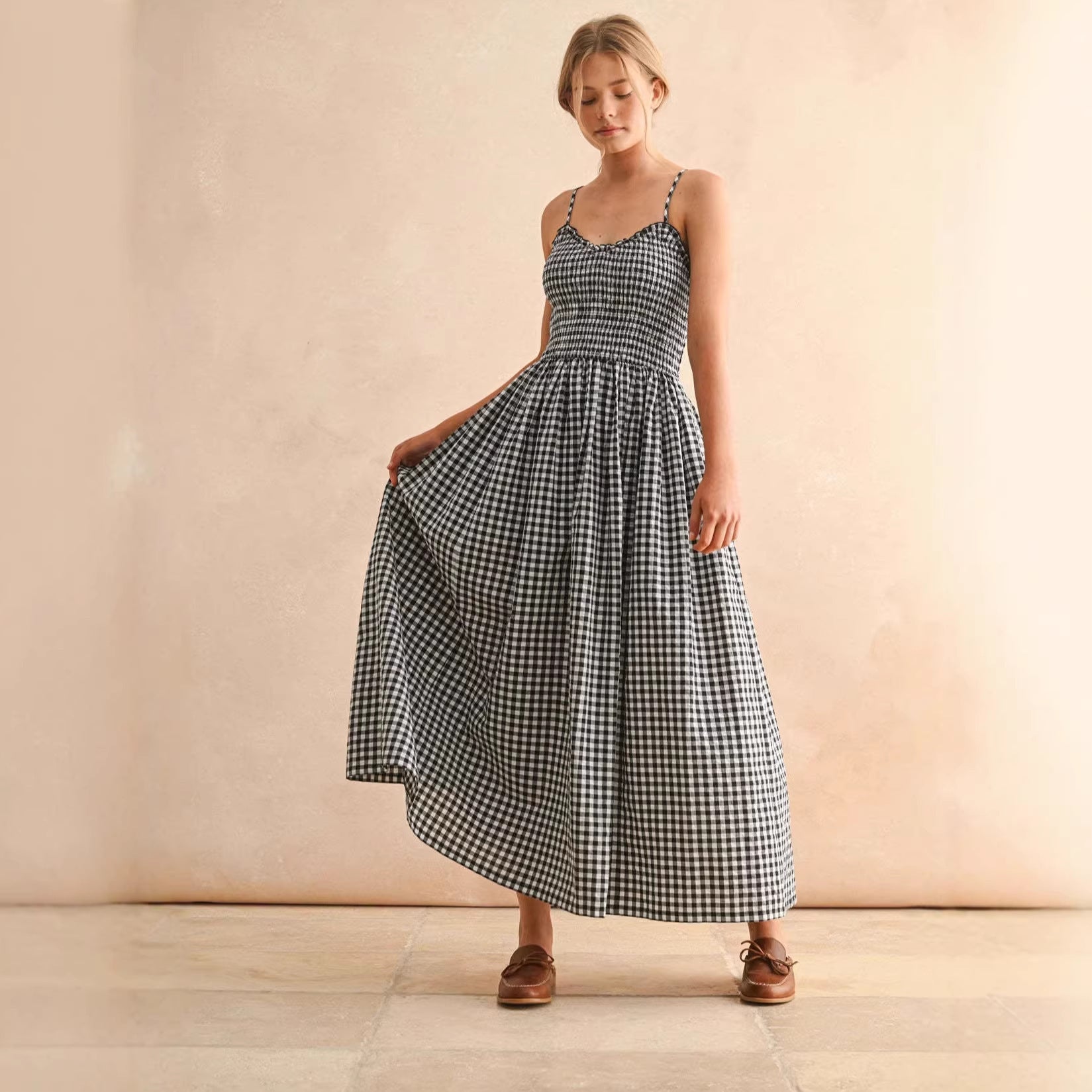 A-line Slimming Dress 's With A Fitted Waist