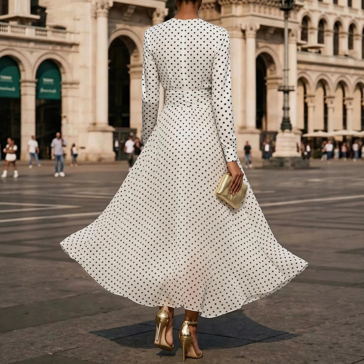 Round-neck Long-sleeve Polka-dot Sheath Dress