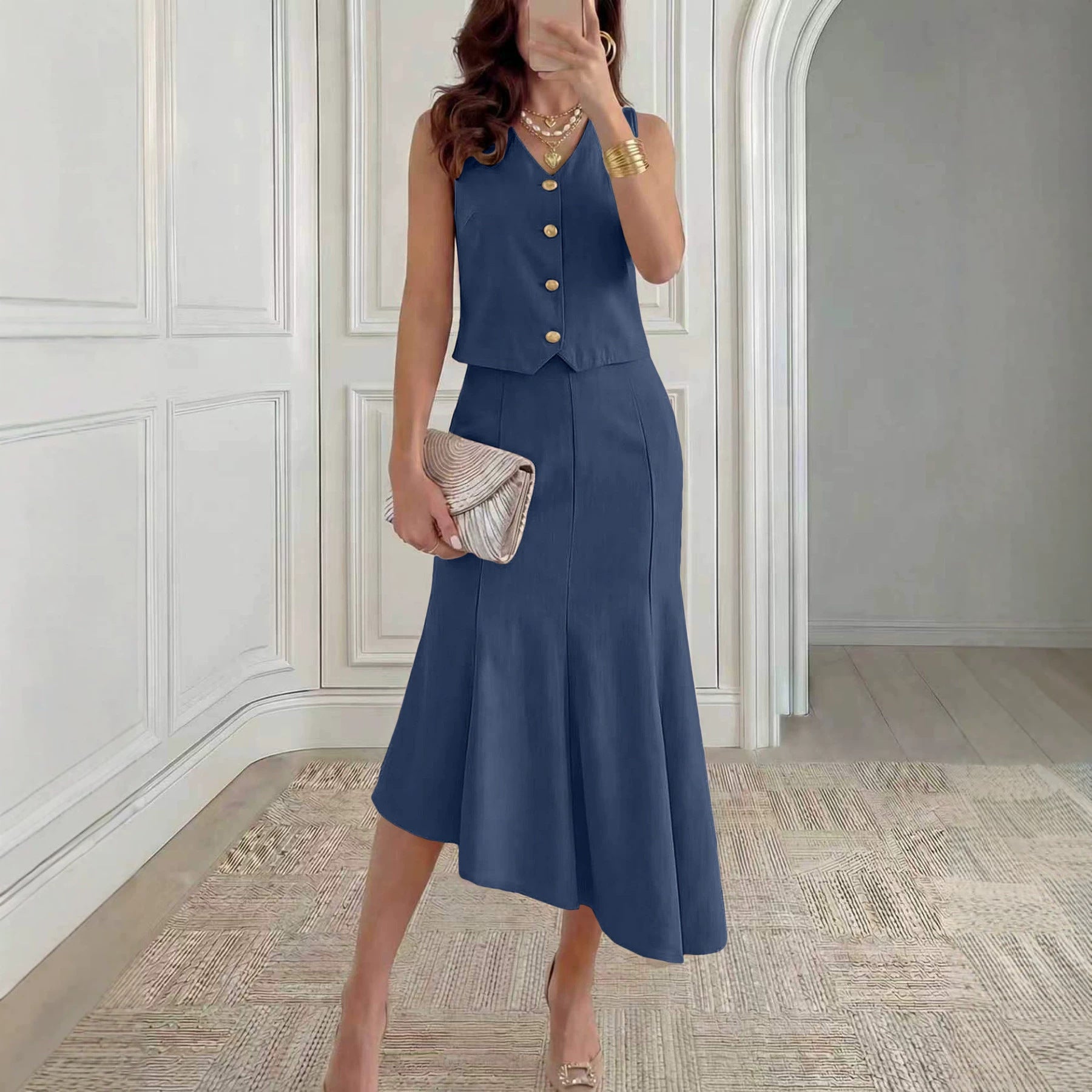Sleeveless Vest And Fishtail Skirt Set