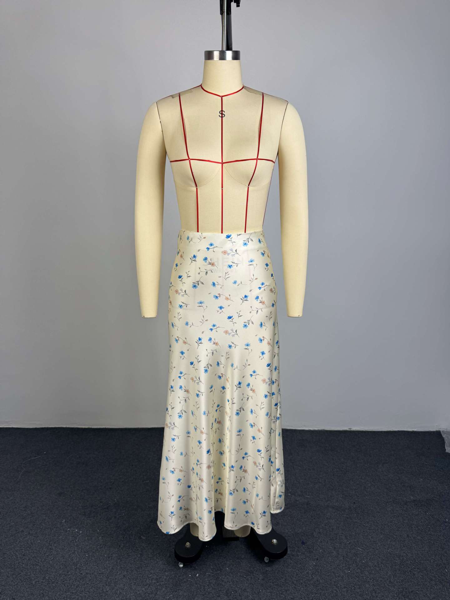 Base Ditsy Floral Print High Waist Satin Mermaid Midi Slip Skirt