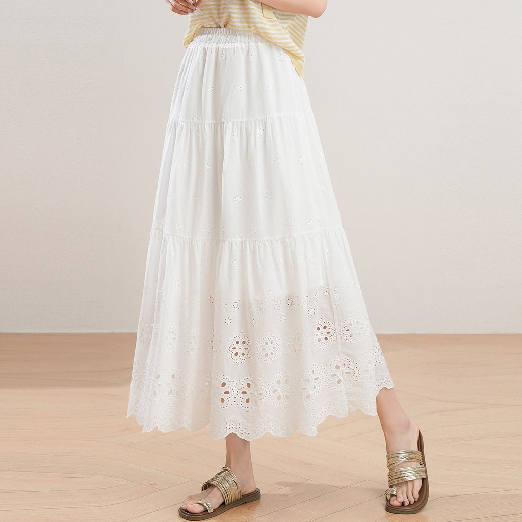 Loose-fitting White Hollow-out Floral Skirt