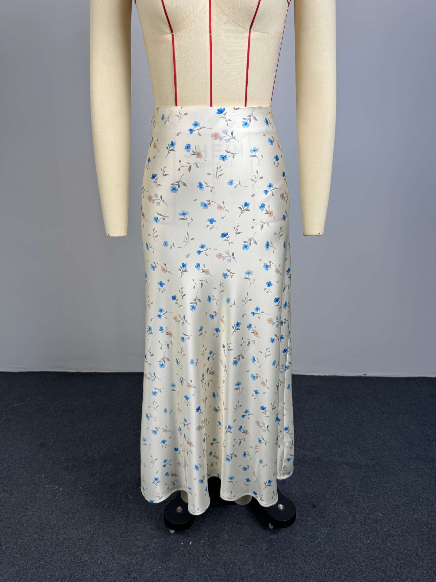 Base Ditsy Floral Print High Waist Satin Mermaid Midi Slip Skirt