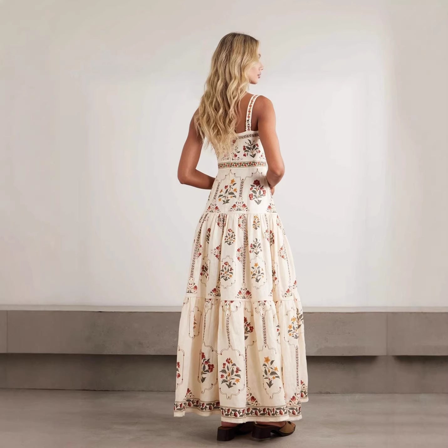 High-waisted Relaxed-fit Figure-flattering Vacation Dress