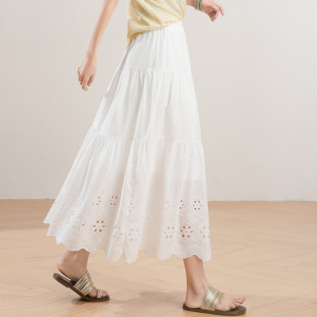 Loose-fitting White Hollow-out Floral Skirt