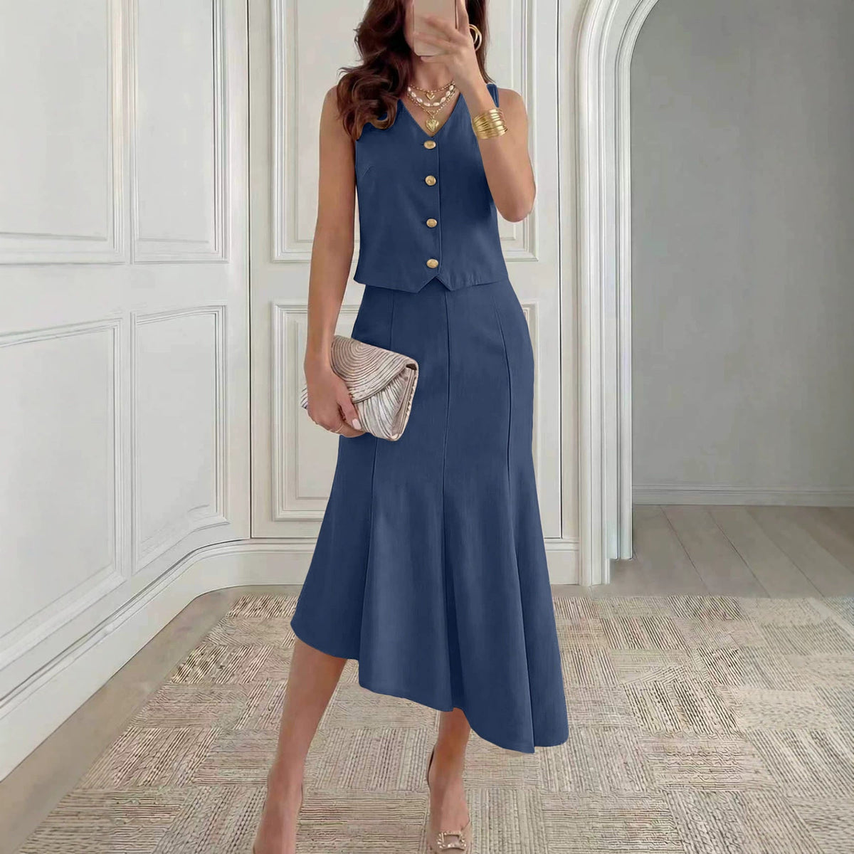 Sleeveless Vest And Fishtail Skirt Set