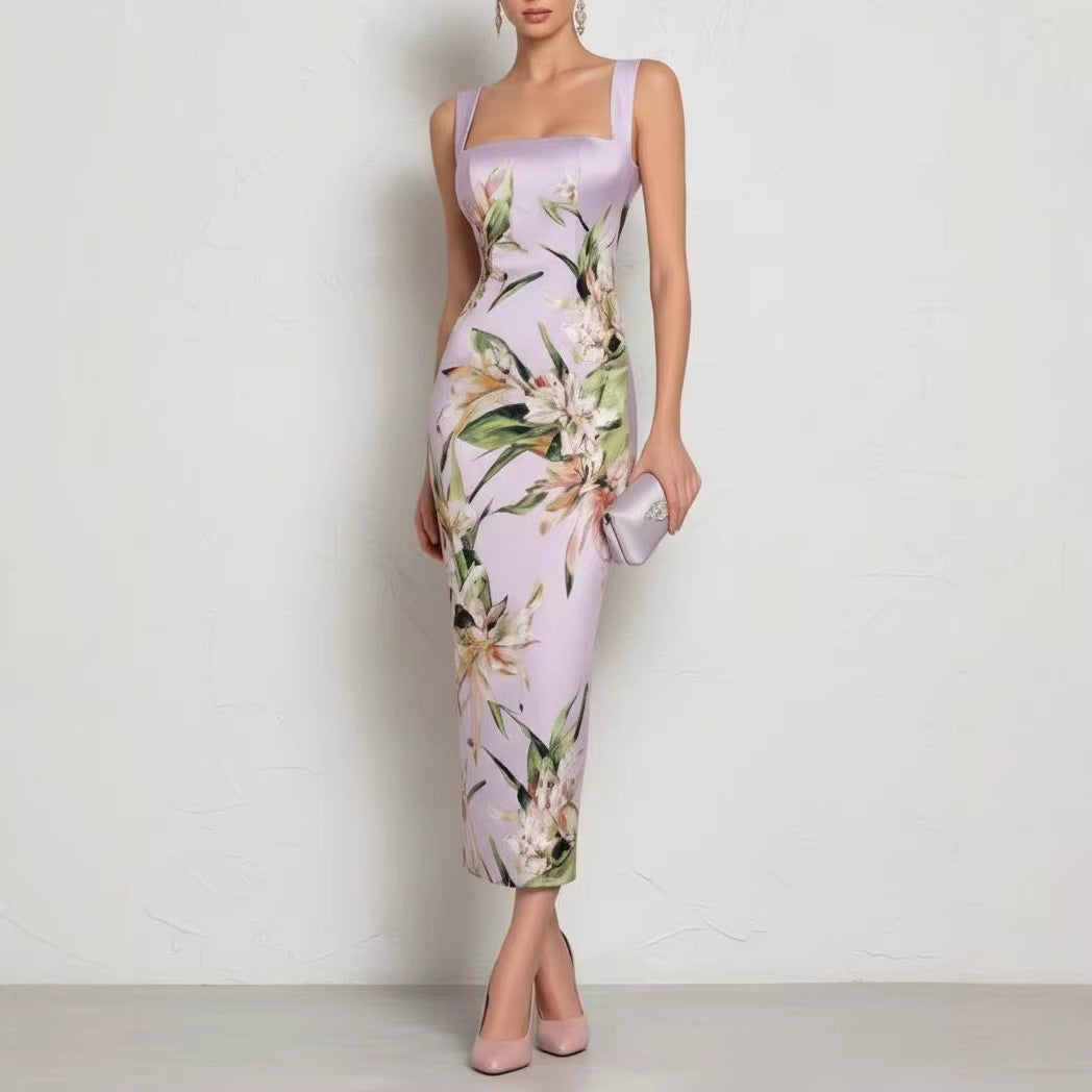 Strapless Sleeveless Sheath Dress With A Back Zipper